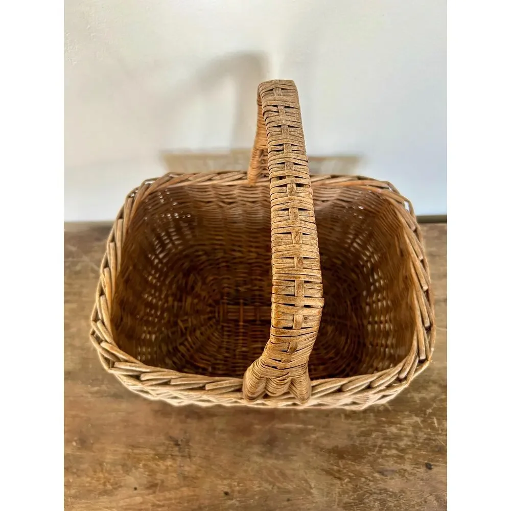 Vintage Rustic Gathering Wicker Basket with Handle | Primitive Cottagecore